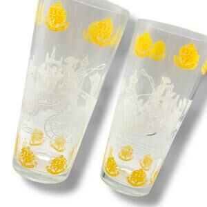 Vintage High Ball Glasses featuring Colonial Williamsburg  Design Americana